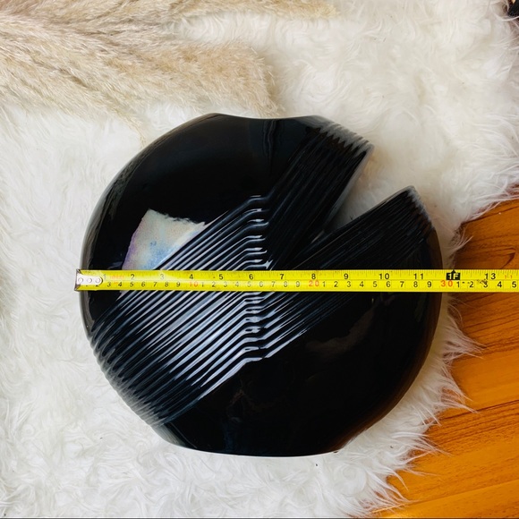 Vintage Black Round Art Decor Vase Home Decor - Picture 11 of 11